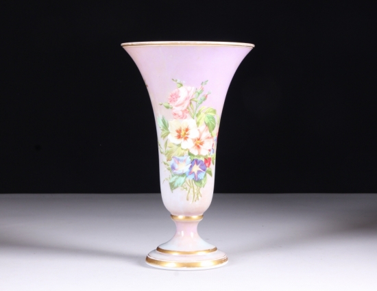 OPALİN VAZO 20. yy.başı - 30 cm.